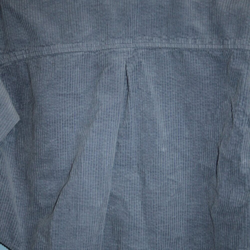 Forever 21 Cropped Blue Wide Rail Corduroy Button Up Shirt 100% Cotton Sz Small - Picture 12 of 15
